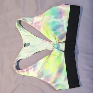 PINK Ultimate S sports bra